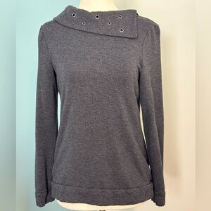 Ladies Chicos gray long sleeve sweatshirt. Size 0